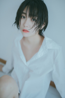 汪昱含